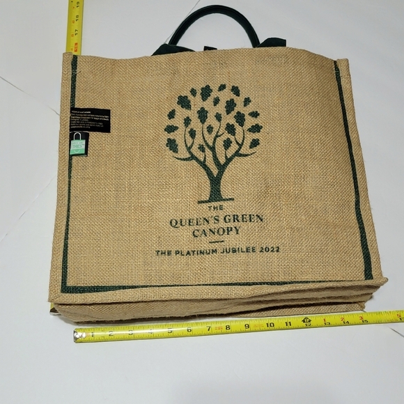 The Queen's Green Canopy Platinum Jubilee 2022 Bag of Ethics Tote - Picture 10 of 13
